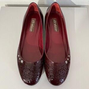 Brighton Melisa Burgundy Patent Embellished Flats Women's Size 8
